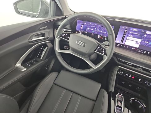 New 2026 Audi Q5 Premium Plus image 36