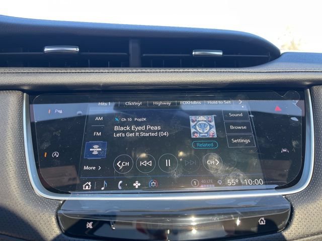 New 2025 Cadillac XT6 Luxury FWD image 27