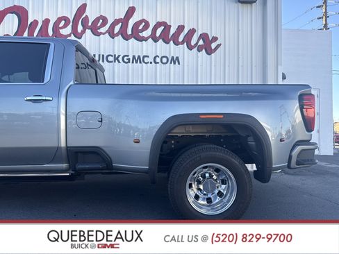 Used 2024 GMC Sierra 3500 Denali w/ Denali Reserve Package image 2