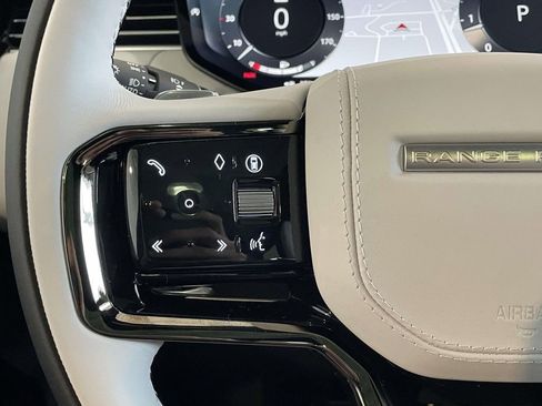 New 2026 Land Rover Range Rover Sport Dynamic SE AWD/4WD image 34