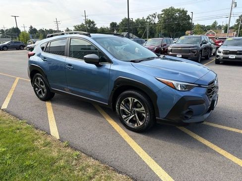 Used 2024 Subaru Crosstrek 2.0i Premium AWD/4WD image 3
