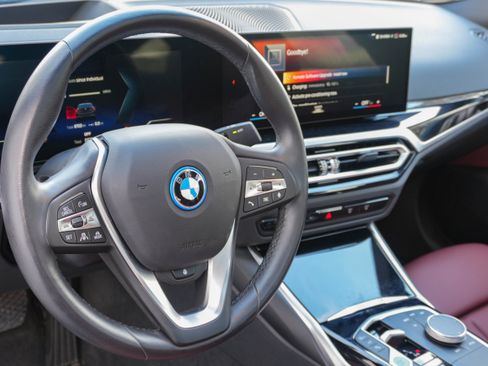 Certified 2023 BMW i4 eDrive40 image 10