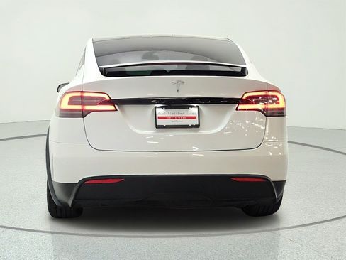 Used 2022 Tesla Model X AWD/4WD image 6