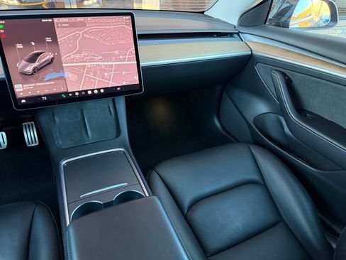 Used 2022 Tesla Model 3 Performance image 18