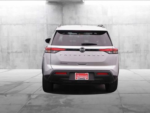 Certified 2025 Nissan Pathfinder SV FWD image 6