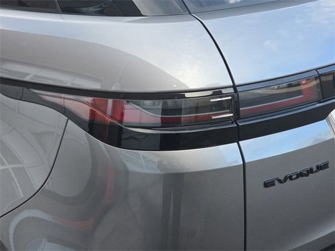 New 2026 Land Rover Range Rover Evoque S image 20