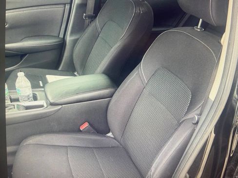 Used 2020 Nissan Sentra S image 4