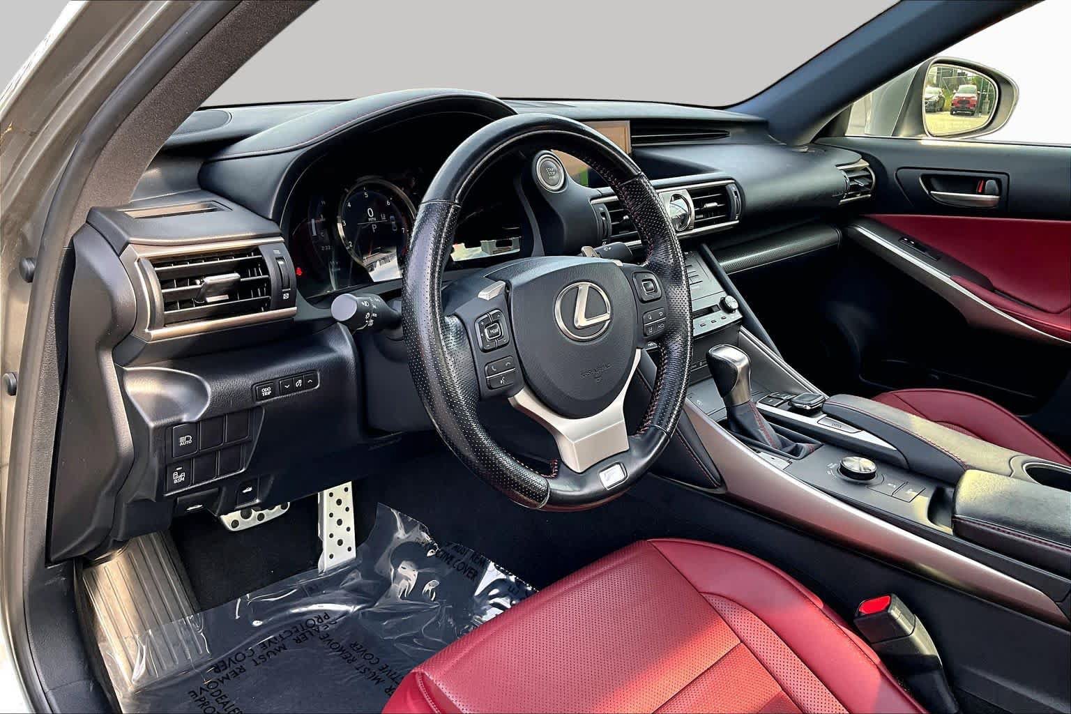 Used 2017 Lexus IS 300 F Sport w/ F Sport Package AWD/4WD image 18