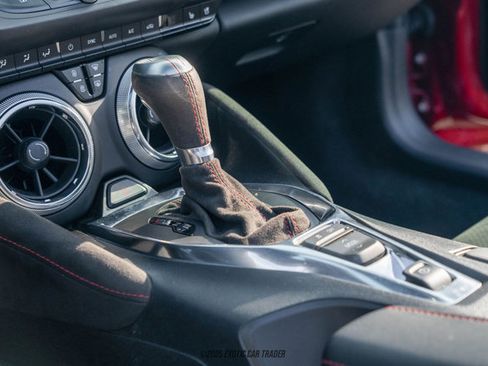 Used 2019 Chevrolet Camaro ZL1 image 53