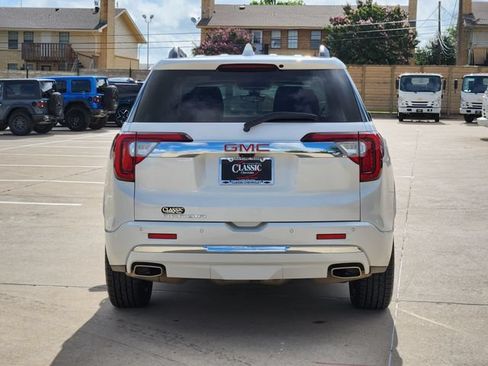 Used 2021 GMC Acadia Denali w/ Denali Technology Package FWD image 13