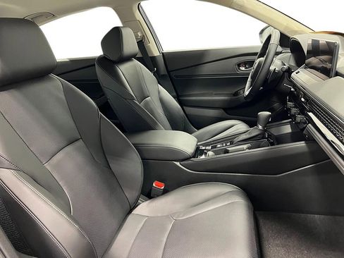 New 2025 Honda Accord Touring image 32