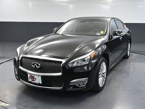 Used 2016 INFINITI Q70 L 3.7 w/ Technology Package image 13