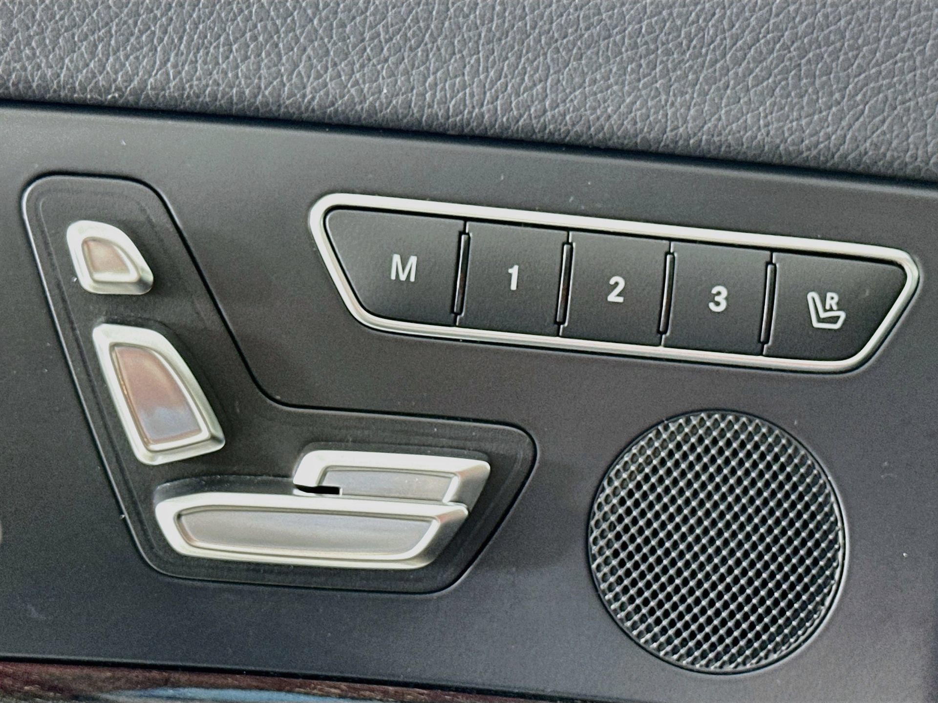 Used 2017 Mercedes-Benz SL 450 image 22