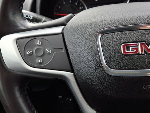 Used 2019 GMC Terrain SLE w/ Driver Convenience Package AWD/4WD image 22