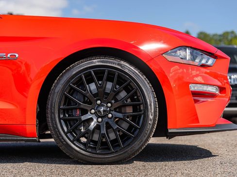 Used 2018 Ford Mustang GT Premium w/ GT Performance Package RWD image 9