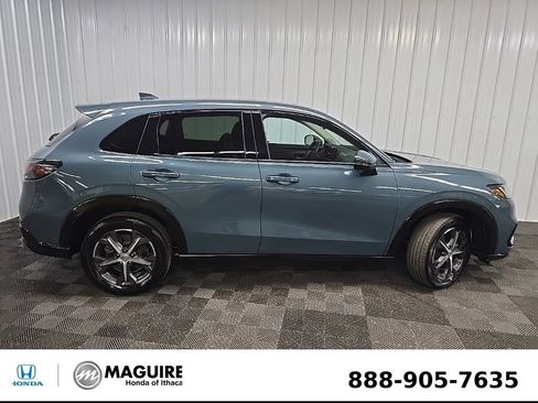 Used 2024 Honda HR-V EX-L image 2