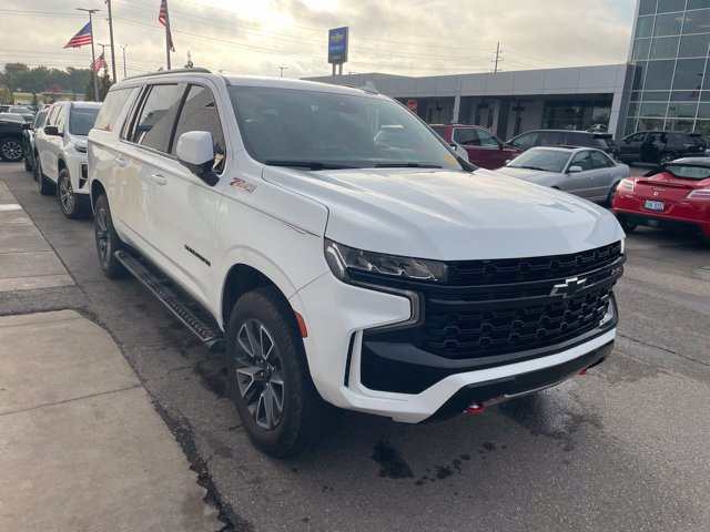 Used 2023 Chevrolet Suburban Z71 w/ Z71 Off-Road Package AWD/4WD image 25