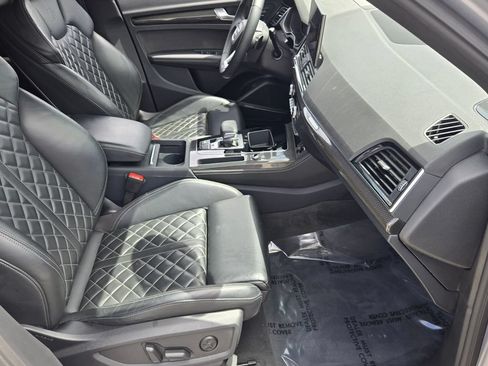 Used 2023 Audi SQ5 Prestige w/ Prestige Package AWD/4WD image 19