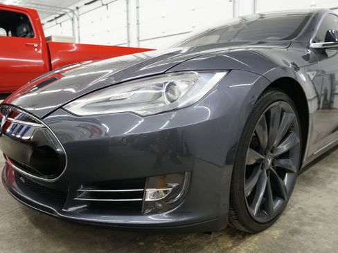 Used 2015 Tesla Model S 85D AWD/4WD image 5