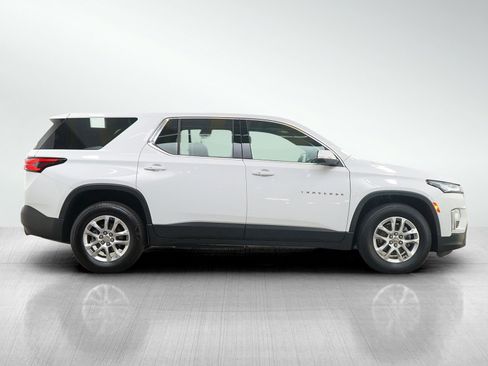 Used 2023 Chevrolet Traverse LS w/ Safety Package image 6
