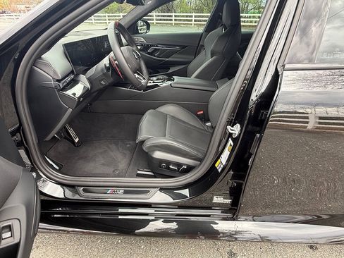 Used 2026 BMW M5 w/ Executive Package AWD/4WD image 29