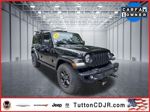 Used 2018 Jeep Wrangler Unlimited Sahara w/ Quick Order Package 24M Moab AWD/4WD image 1