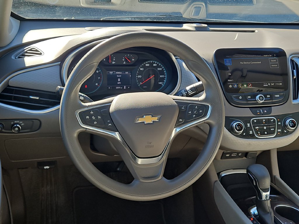 Used 2025 Chevrolet Malibu LT FWD image 14