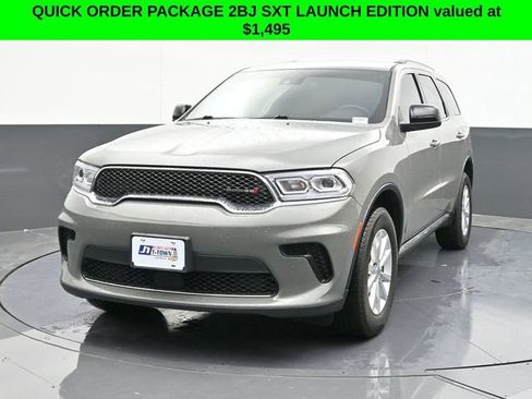 Used 2023 Dodge Durango SXT Launch Edition image 2