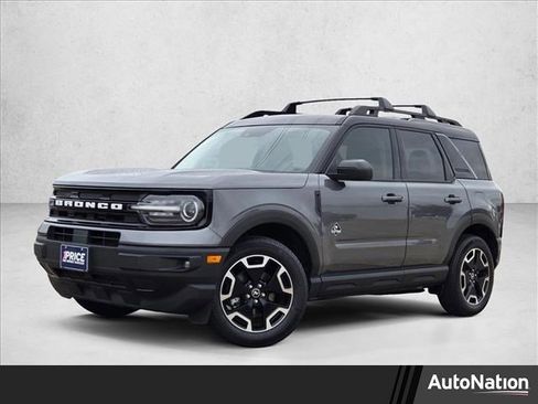 Used 2024 Ford Bronco Sport Outer Banks w/ Tech Package image 1