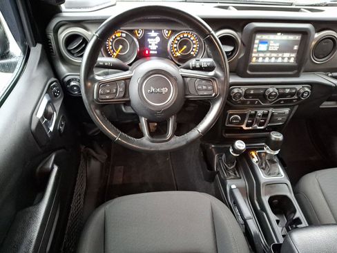 Used 2022 Jeep Wrangler Unlimited Sport image 11