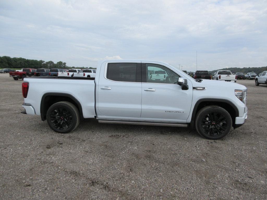 New 2026 GMC Sierra 1500 Denali AWD/4WD image 3