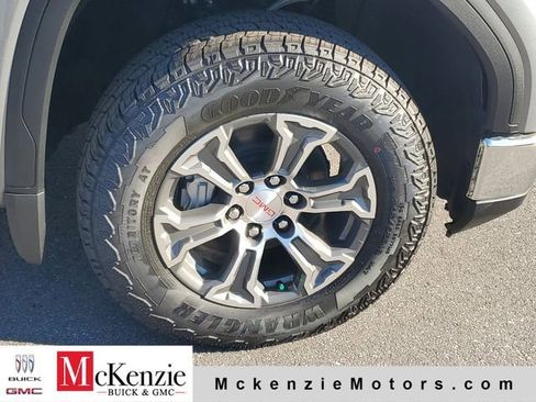 New 2026 GMC Sierra 1500 SLE AWD/4WD image 30