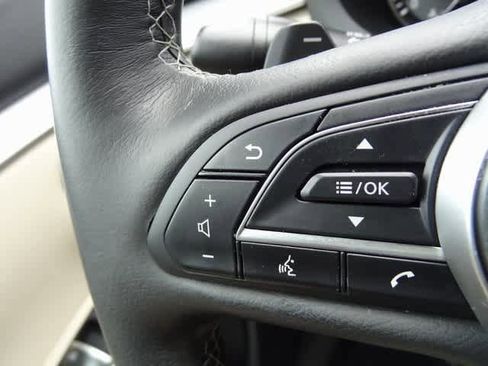 Used 2020 INFINITI QX50 Luxe w/ Navigation Package image 22