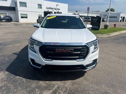 Used 2022 GMC Terrain SLE w/ Driver Convenience Package