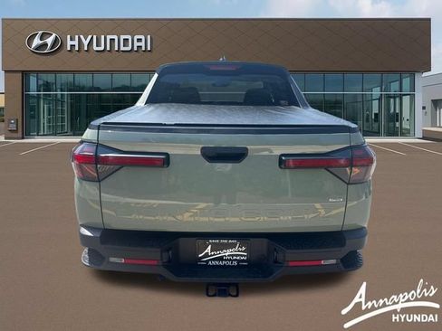 Certified 2022 Hyundai Santa Cruz SEL AWD/4WD image 4