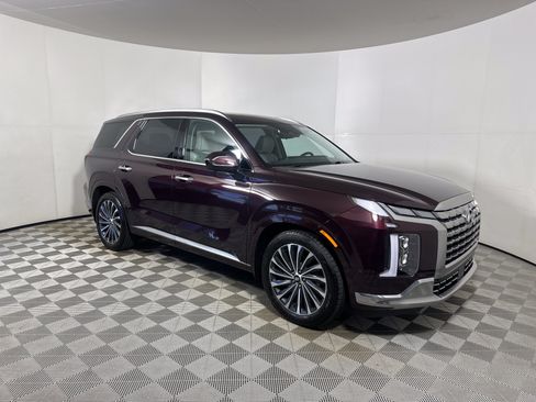 Used 2023 Hyundai Palisade Calligraphy w/ Cargo Package AWD/4WD image 1