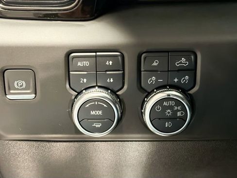 Certified 2024 GMC Sierra 2500 AT4 w/ Technology Package image 10