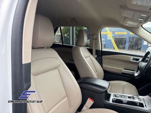 Used 2023 Ford Explorer XLT w/ Equipment Group 202A image 40
