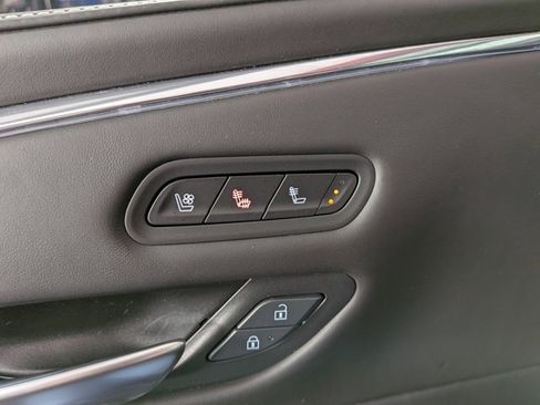 Certified 2024 Cadillac Escalade ESV Sport Platinum w/ LPO, ONYX Package image 11