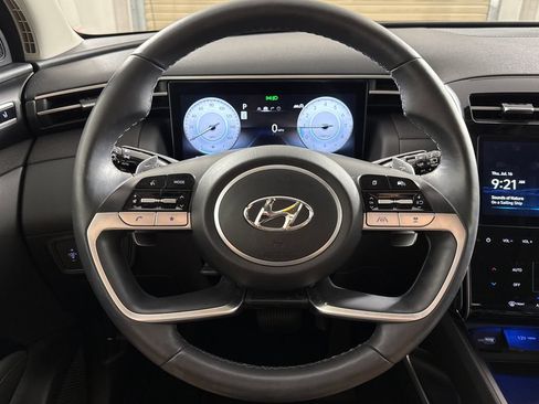 Used 2023 Hyundai Tucson Limited FWD image 16