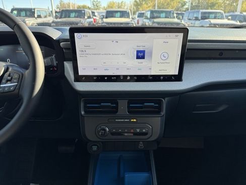 New 2025 Ford Maverick XLT w/ XLT Luxury Package image 2