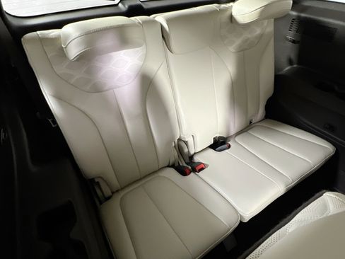 Used 2020 Hyundai Palisade Limited image 27