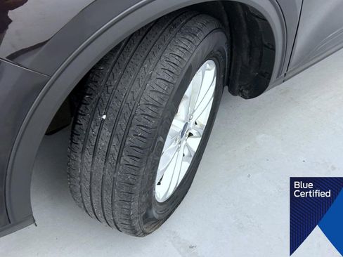 Certified 2020 Ford Escape SE image 23