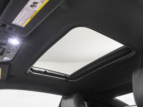 Used 2018 Chevrolet Camaro SS image 54