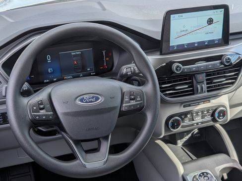 New 2026 Ford Escape Active image 11