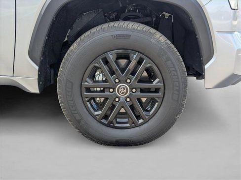 Used 2023 Toyota Tundra SR5 w/ SR5 Premium Package AWD/4WD image 23