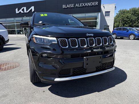 Used 2023 Jeep Compass Limited w/ Elite Group AWD/4WD image 1