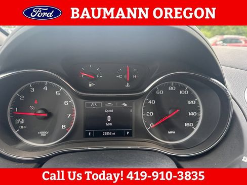 Used 2019 Chevrolet Cruze LT w/ Convenience Package FWD image 18