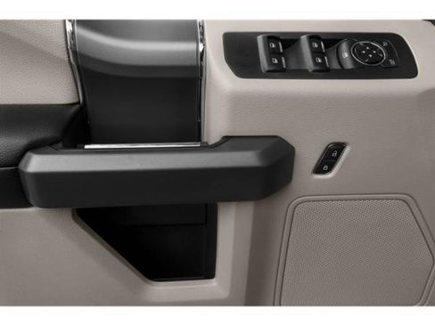 Used 2015 Ford F150 XLT w/ Equipment Group 302A Luxury RWD image 17