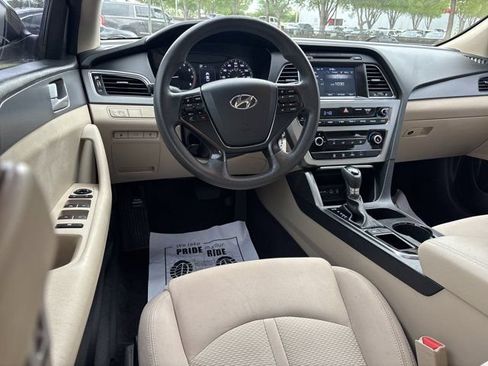 Used 2016 Hyundai Sonata SE FWD image 15